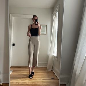 Zara Beige Cropped Pants